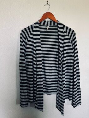 Olivia Moon Black Gray Striped Cardigan Top M